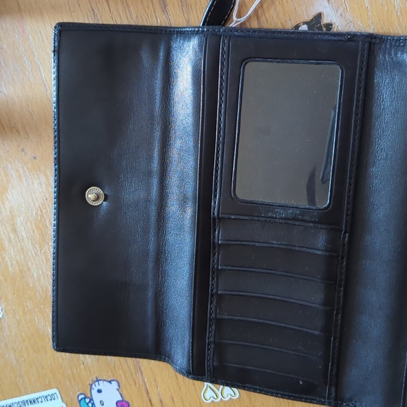 Coach Black and Tan Signature Wallet - Picture 4 of 6
